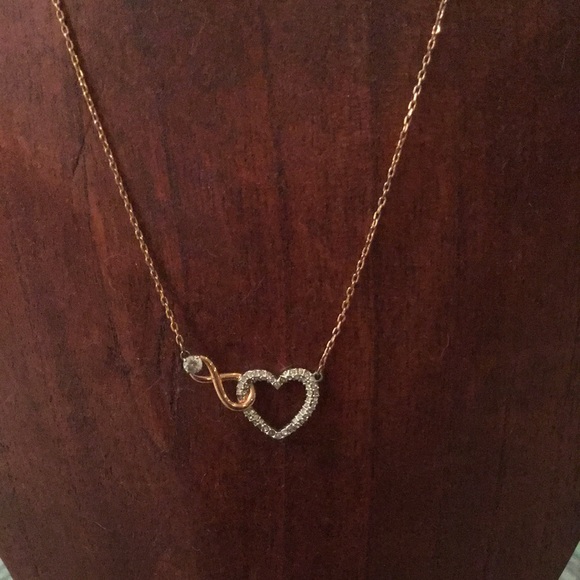 Swarovski Rose Gold and Silver Heart Necklace Brand New - Picture 11 of 17